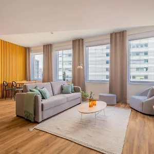  Apartment Limehome Gatwickstraat